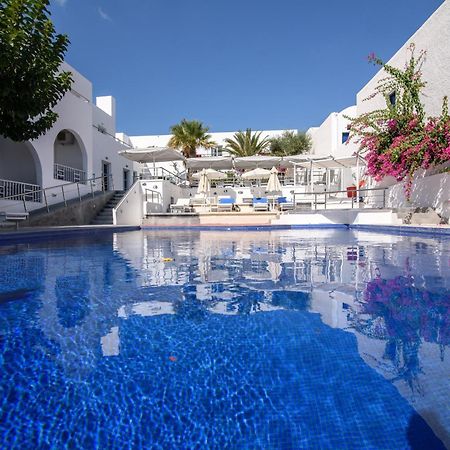 Rk Beach Hotel Kamári エクステリア 写真