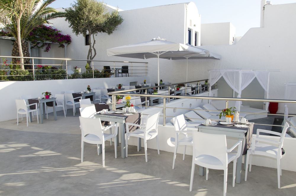 Rk Beach Hotel Kamári レストラン 写真