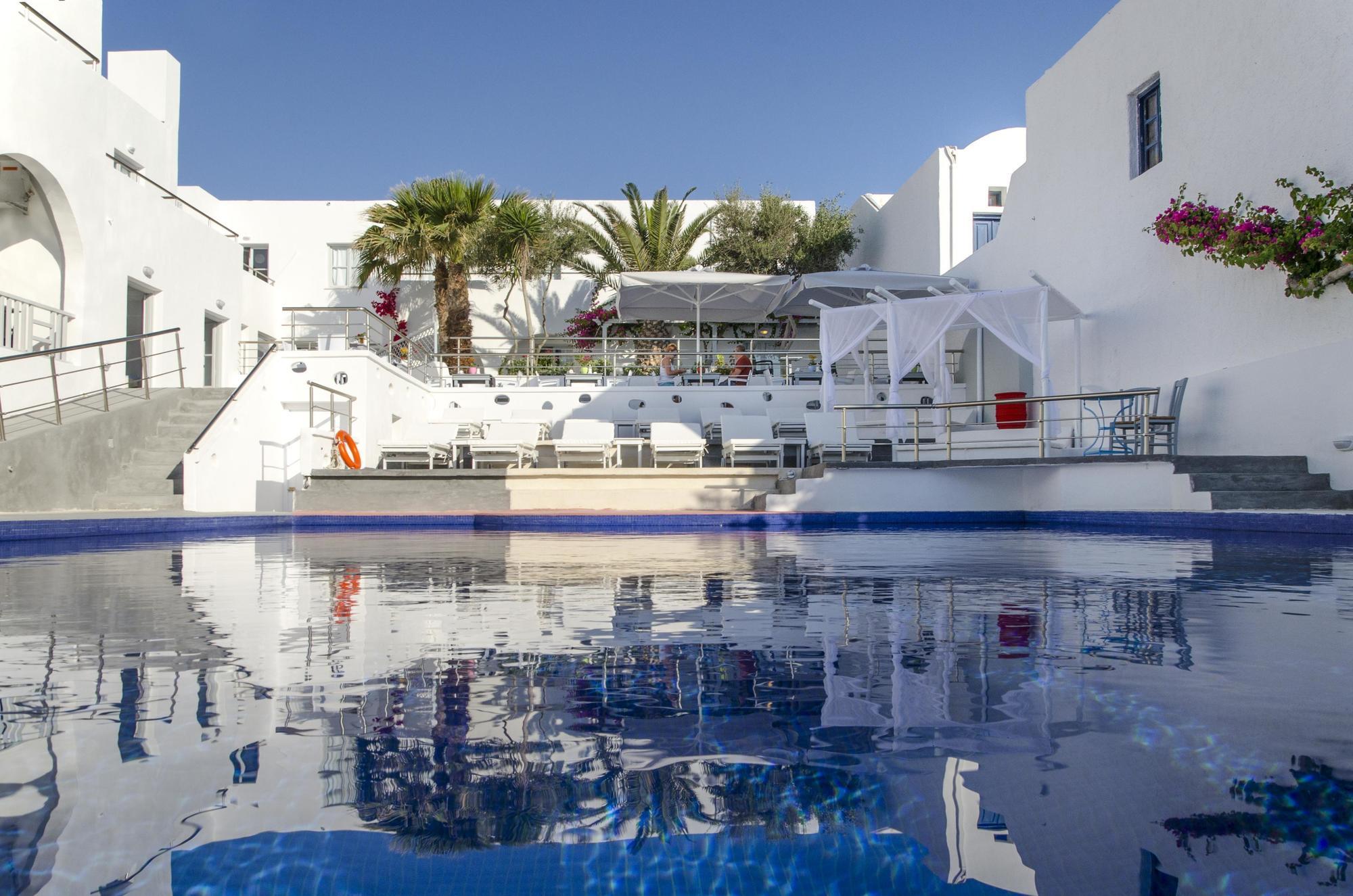 Rk Beach Hotel Kamári 設備 写真